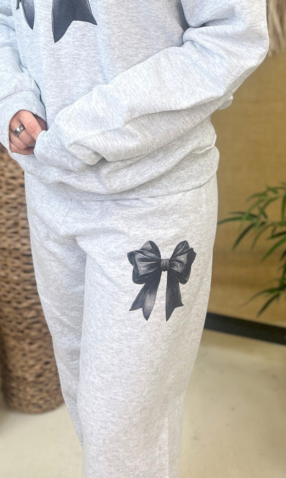 Big On Bows Graphic Sweatpants