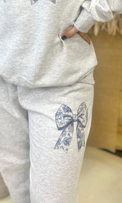 Big On Bows Graphic Sweatpants