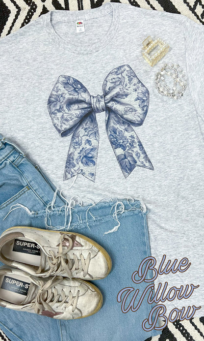 Big On Bows Graphic T-Shirt