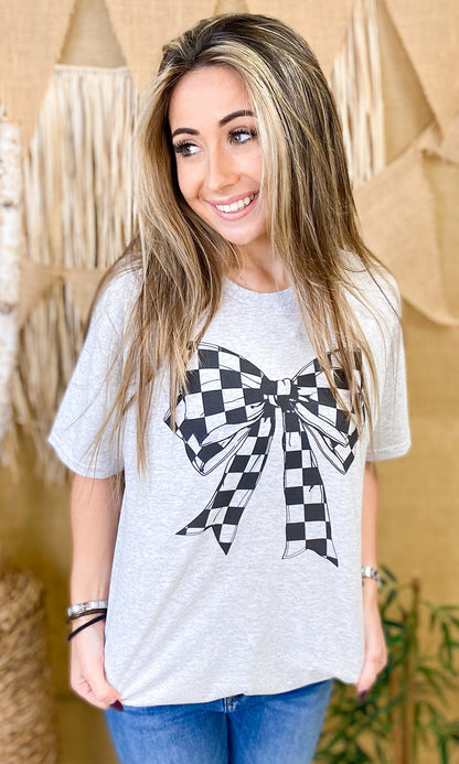 Big On Bows Graphic T-Shirt