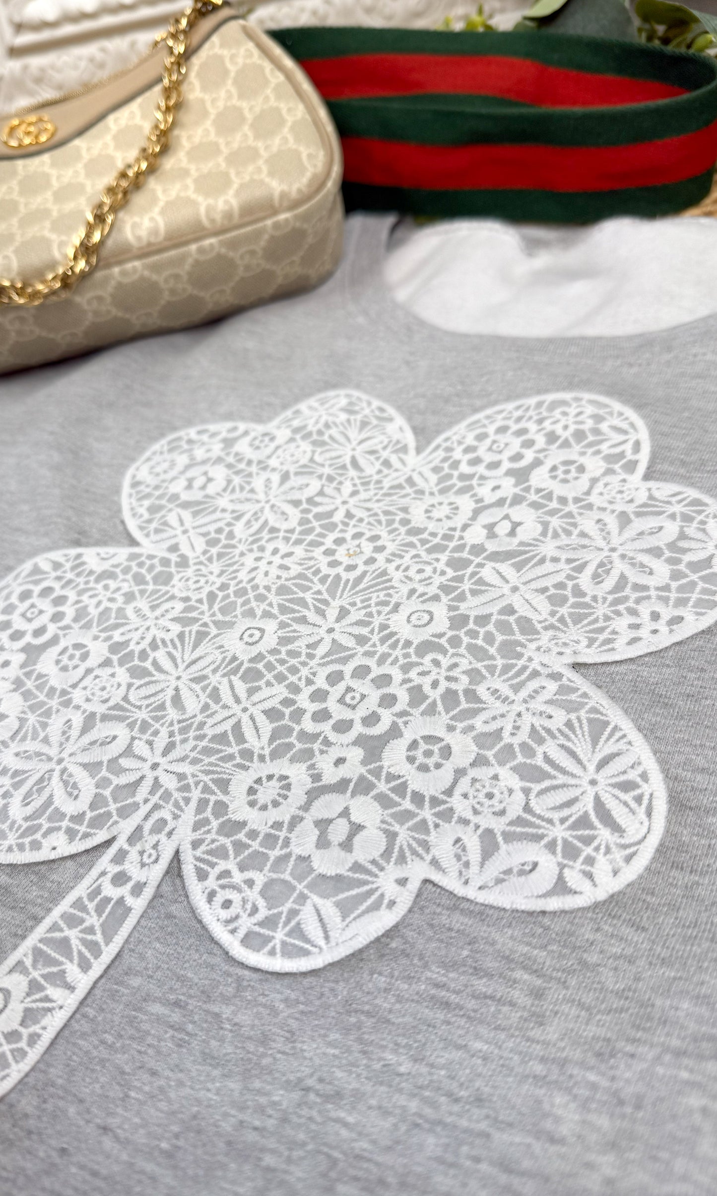 Clover Lace Graphic Cropped Sweatshirt