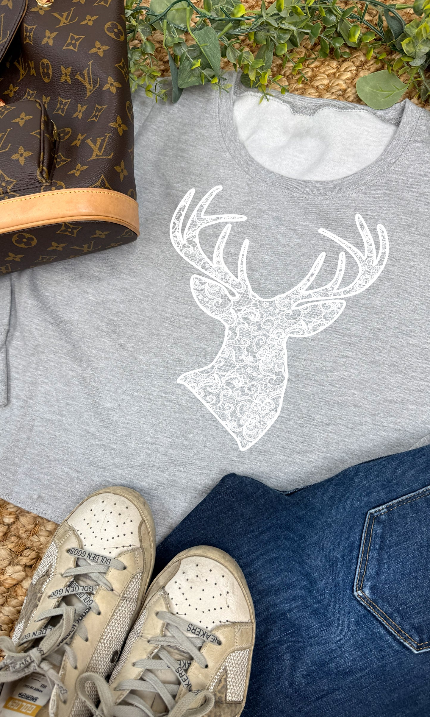 Deer Lace Graphic Cropped Sweatshirt