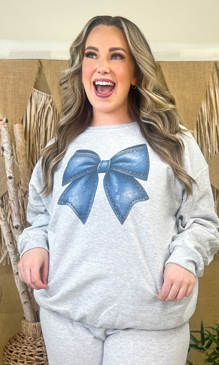 Big On Bows Graphic Sweatshirt