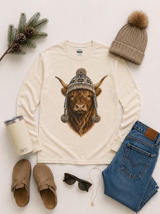 Highland Cow Winter Hat Graphic Long Sleeve T-Shirt