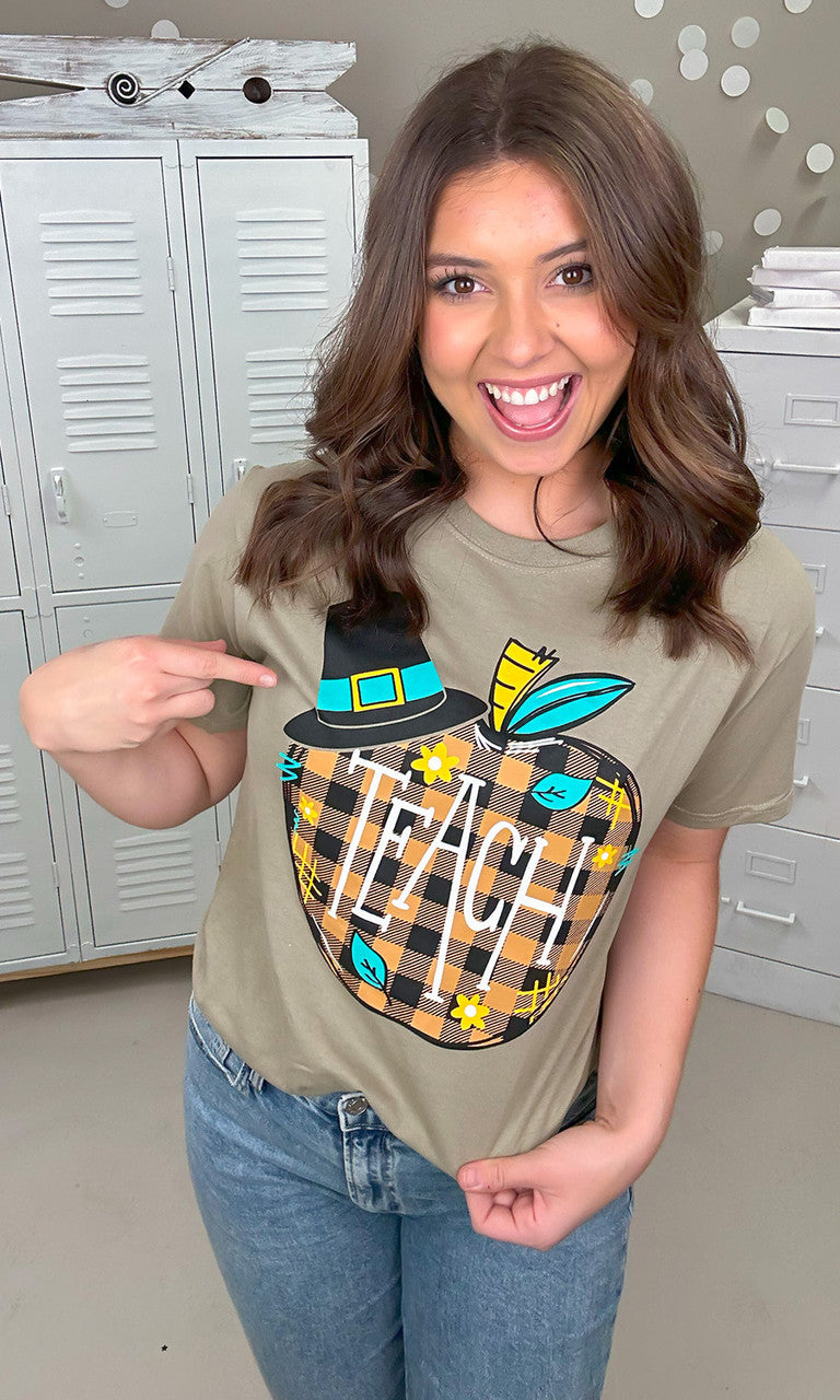 Pilgrim Teach Apple Graphic T-Shirt