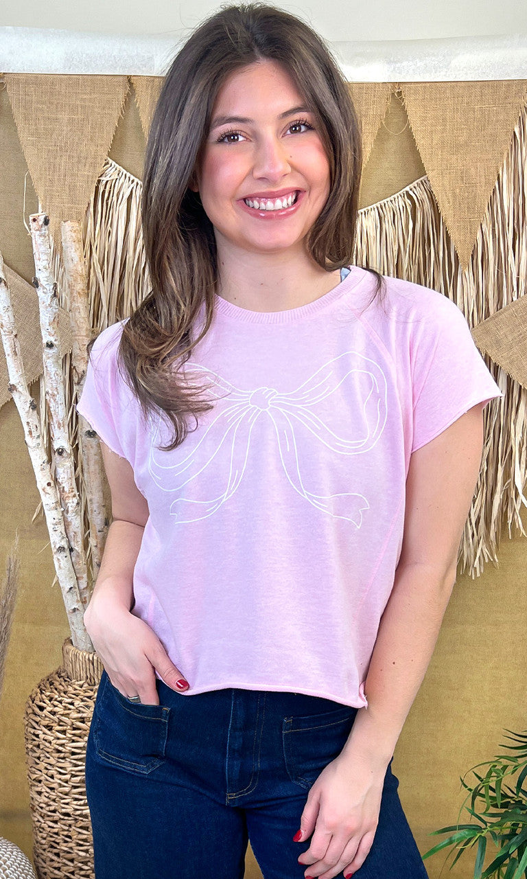 Simple Bow Graphic Edgy T-Shirt